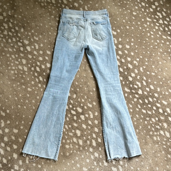 Weekender Fray - Action Shot - Picture 6 of 6